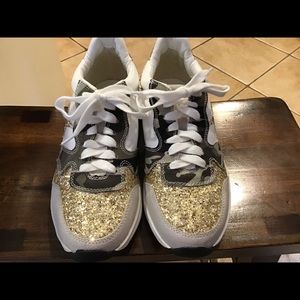 VICI  Sneakers by Modern Rush